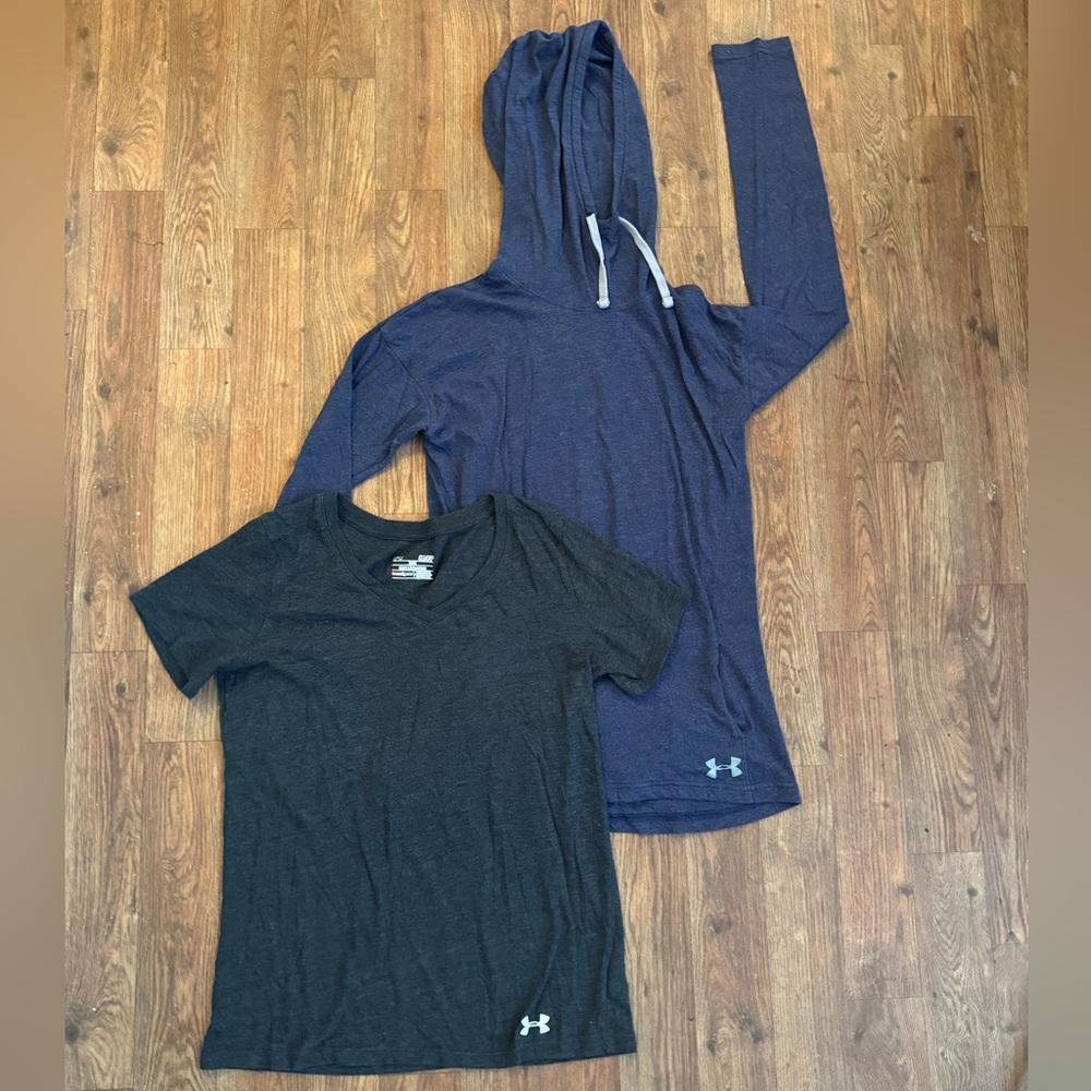 Women’s Under Armour Lightweight Hoodie V Neck T-Shirt Bundle Lot Size Small S